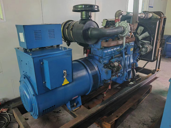 贵港100kW柴油发电机组使用多级机油有哪些优缺点？